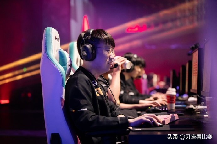 DK监督Acorn：队内最信任的选手是ShowMaker