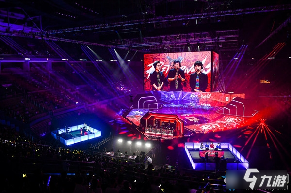 WBG.Light：训练时 在三四天的“魔鬼训练”下跟别人互相学习