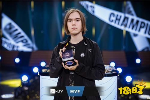 Ultra Prime 教练：今天的一些对线和中期的小细节没有做好